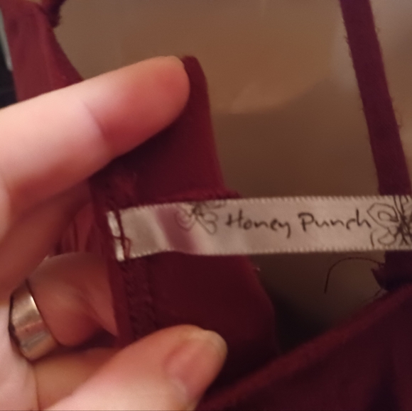 Beautiful Burgundy Spaghetti Strap Top - Picture 4 of 6